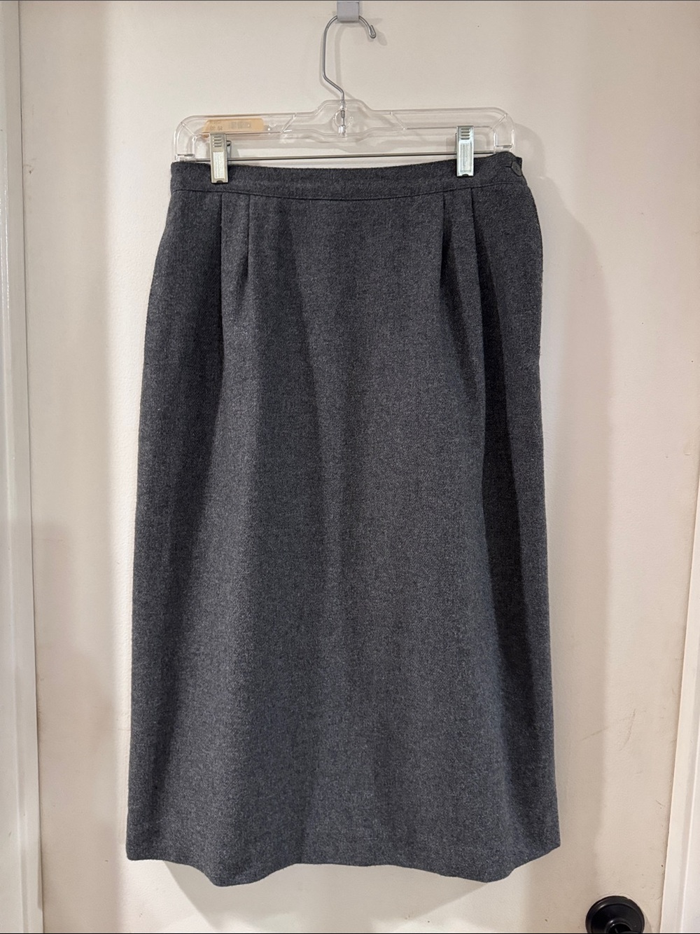 Classic High-Waist Gray Midi Skirt